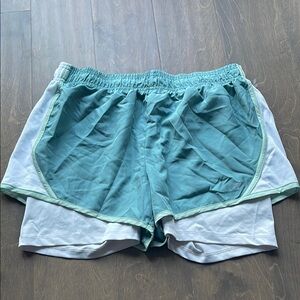 NWTT N.Y.L.,Sport size M Teal and White Athletic Shorts
